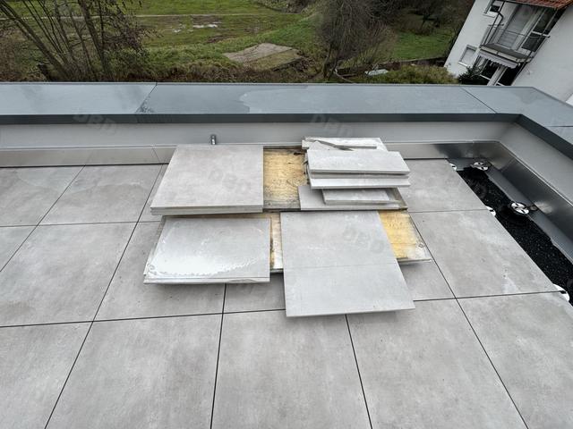 Dachterrasse mit Feinsteinzeug auf Stelzlagern, Südliche Weinstraße, 2