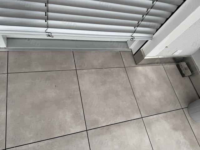 Dachterrasse mit Feinsteinzeug auf Stelzlagern, Südliche Weinstraße, 4